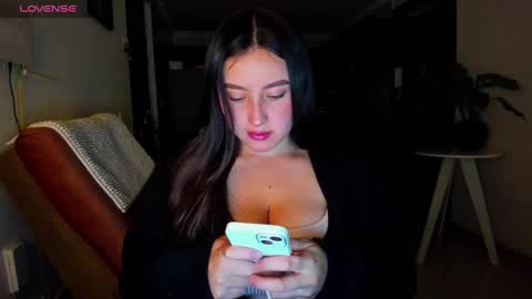 Call me D online show from 01-19-25, 01:32
