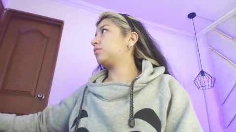 Dahiana  online show from 01-31-26, 07:11