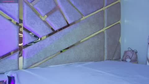 Dahiana  online show from 02-21-26, 12:06