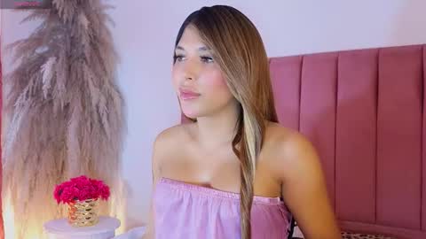 Snapshot of dahiana_prenss chatting on 10-12-25, 05:01 Dahiana online show from 10-12-25, 05:01