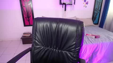 Dahiana online show from 02-10-25, 06:03