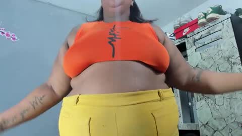 Snapshot of dahianajoss chatting on 11-03-25, 03:52 Ebony Sex Dahian online show from 11-03-25, 03:52