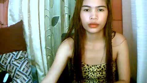 Snapshot of dahlia_123 chatting on 12-16-24, 01:53 Im Dahlia online show from 12-16-24, 01:53
