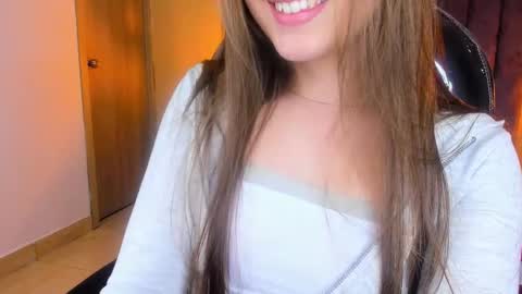 Dahlia online show from 11-18-25, 06:07