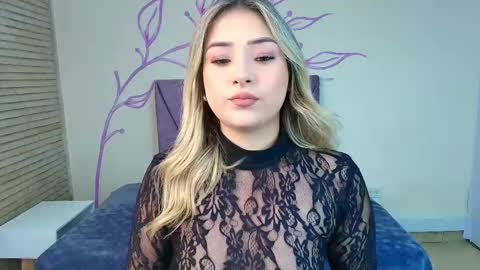 Snapshot of dahliamoore chatting on 02-22-25, 11:24 Dahlia online show from 02-22-25, 11:24