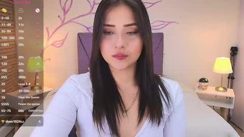 Snapshot of dahliamoore chatting on 10-16-25, 08:21 Dahlia online show from 10-16-25, 08:21