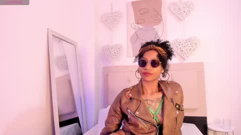 Daiana online show from 01-08-25, 03:50