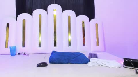 daicell juliana online show from 12-13-24, 05:32