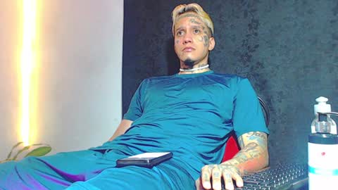 Daimond hope666 online show from 01-01-25, 04:07