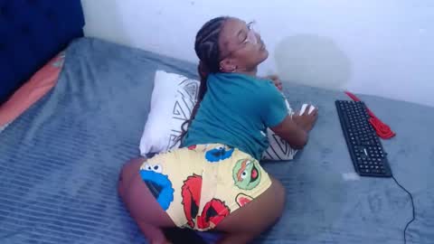 Snapshot of daisha_becker chatting on 01-10-25, 07:35 daisha_becker online show from 01-10-25, 07:35