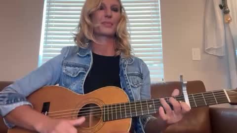 Snapshot of daisy9kat chatting on 10-10-25, 03:11 Daisy137 online show from 10-10-25, 03:11