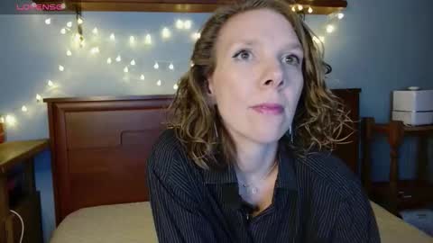 daisy_lovely online show from 01-19-26, 04:16