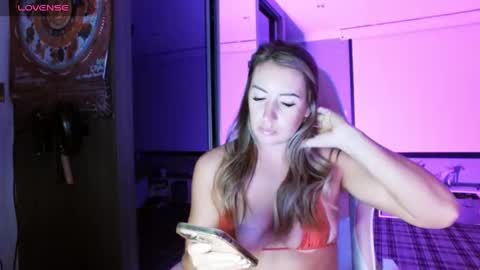 DaisyDeliciousxx online show from 12-19-24, 08:13