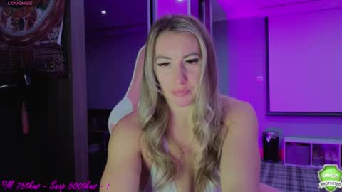 DaisyDeliciousxx online show from 10-13-25, 08:03