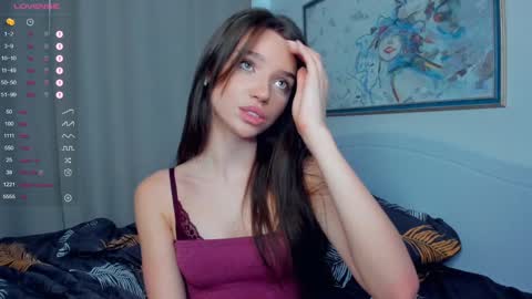 Naomi online show from 12-21-24, 08:39