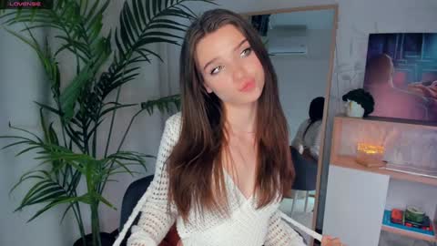 Naomi online show from 02-09-25, 02:38