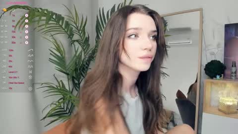 Naomi online show from 02-17-25, 08:26