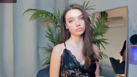 Naomi online show from 02-18-25, 08:25