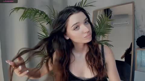 Naomi online show from 02-24-25, 11:52