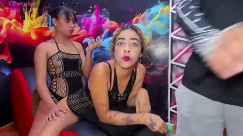 girl- paola online show from 10-14-25, 08:42