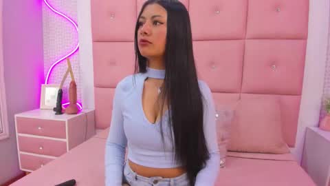 Mariana online show from 10-27-25, 12:31