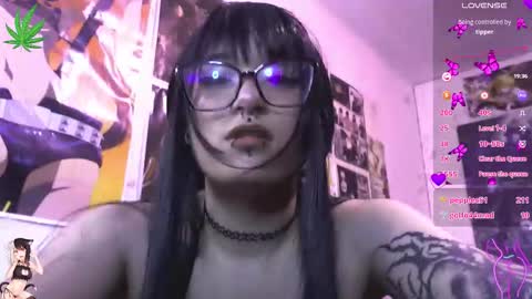Snapshot of dakapsy420_ chatting on 10-03-25, 11:46 Dakapsy online show from 10-03-25, 11:46
