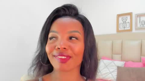 Brisa   online show from 12-23-25, 11:08