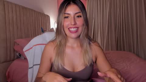 Helloo HAPPY NEW YEAR  Ill be back soon   online show from 03-07-25, 01:31