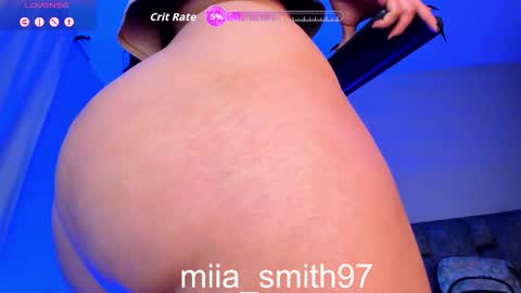 mia online show from 10-12-25, 09:58