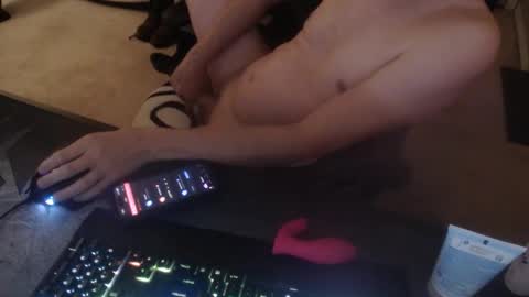 Dakota online show from 11-18-25, 05:12