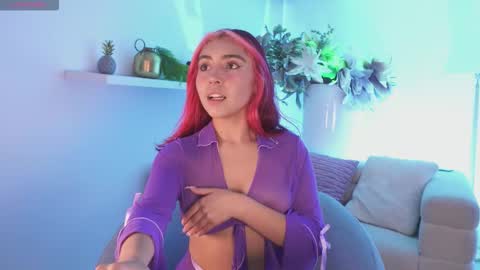 Snapshot of dakota_velvet chatting on 01-18-26, 11:36 Dakota online show from 01-18-26, 11:36