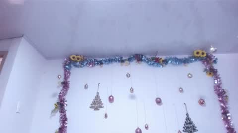 Dakotaagray online show from 12-19-25, 02:02