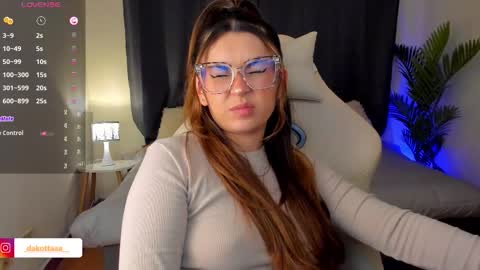 Snapshot of dakottaa__ chatting on 10-22-25, 11:48 dakottaa__ online show from 10-22-25, 11:48