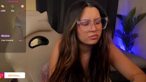 Snapshot of dakottaa__ chatting on 01-17-26, 11:41 dakottaa__ online show from 01-17-26, 11:41