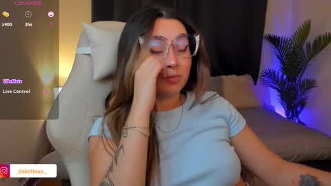 Snapshot of dakottaa__ chatting on 02-03-26, 02:53 dakottaa__ online show from 02-03-26, 02:53