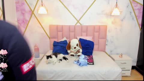 Snapshot of dalas_sr chatting on 01-24-25, 11:26 Liz online show from 01-24-25, 11:26
