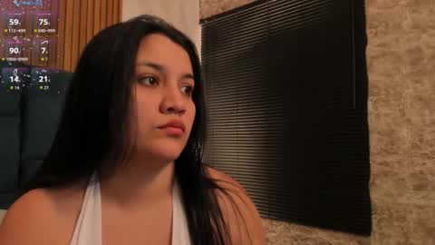 Snapshot of dalia_alissa chatting on 10-13-25, 12:49 Violeta online show from 10-13-25, 12:49