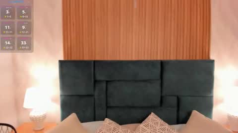 Snapshot of dalia_alissa chatting on 10-17-25, 12:30 Violeta online show from 10-17-25, 12:30