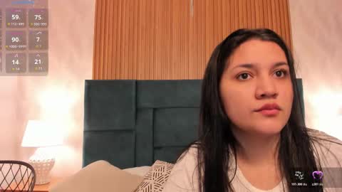 Snapshot of dalia_alissa chatting on 10-27-25, 12:42 Violeta online show from 10-27-25, 12:42