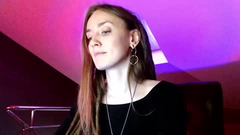 Dalia  online show from 12-15-24, 10:18