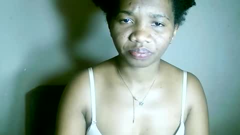 Snapshot of daliabella chatting on 09-25-25, 09:35 daliabella online show from 09-25-25, 09:35