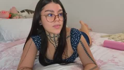 Snapshot of daliapunkt chatting on 02-20-26, 09:26 Dalia online show from 02-20-26, 09:26