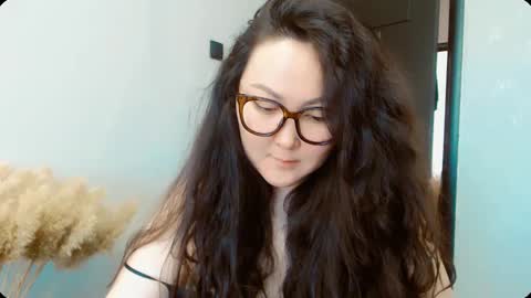 Dali online show from 10-08-25, 06:22