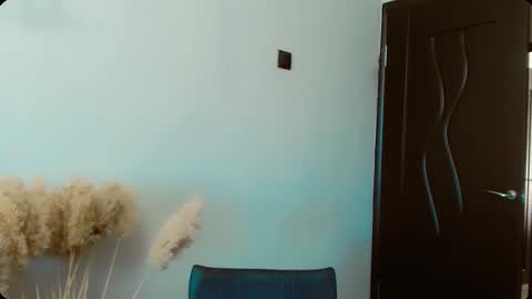 Dali online show from 02-13-26, 06:09