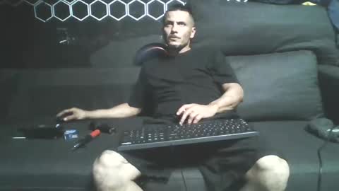 Snapshot of dallaslove23 chatting on 11-02-25, 06:43 dallaslove23 online show from 11-02-25, 06:43