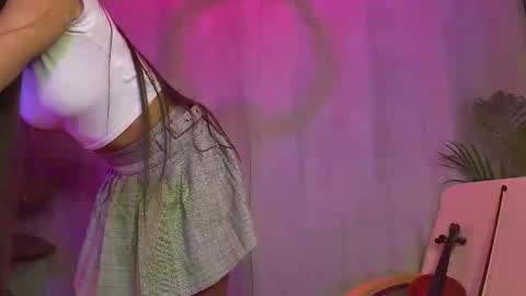 Snapshot of dalmatian_girl chatting on 12-22-25, 07:33 dalmatian_girl online show from 12-22-25, 07:33