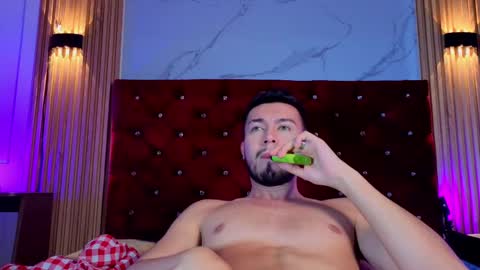 dalton_white online show from 09-26-25, 01:53