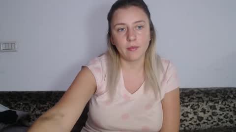 Snapshot of dalyana22 chatting on 10-09-25, 04:05 Maria online show from 10-09-25, 04:05