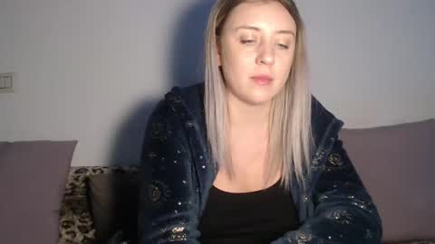 Snapshot of dalyana22 chatting on 11-02-25, 09:39 Maria online show from 11-02-25, 09:39