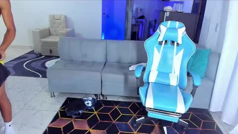 damar_felipe online show from 02-09-25, 03:22